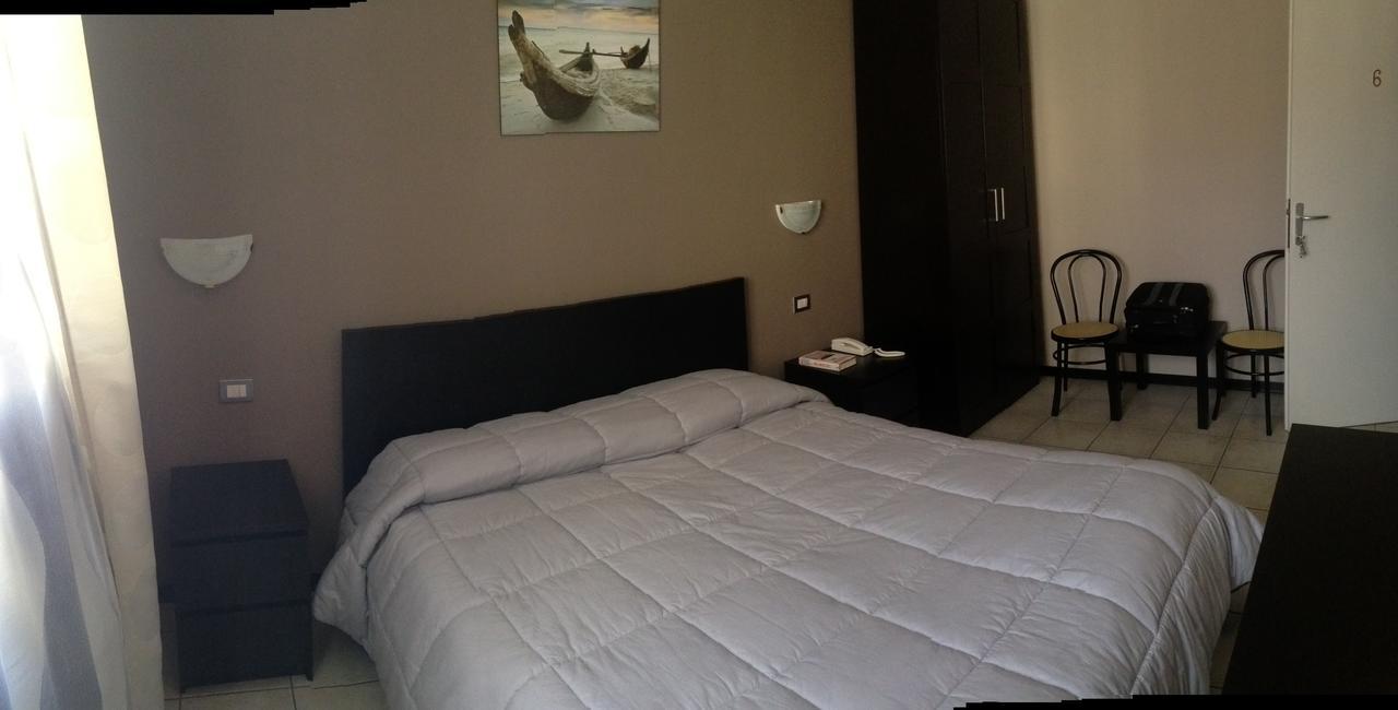 Albergo Aurora Grignasco Quarto foto